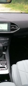 PEUGEOT Generace
 308 II Restyling 1.6 MT (205hp) Technické sharakteristiky
